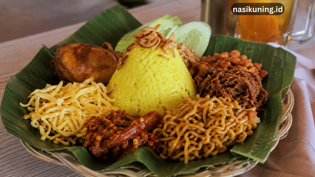 Rekomendasi Nasi Kuning di Sawah Besar yang Wajib Dicoba